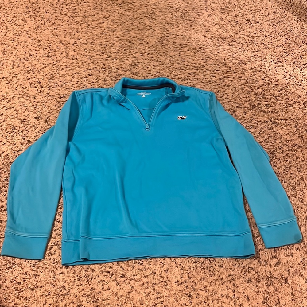 Vineyard Vines Kids Zip Pullover Size M (12-14) runs like a 10-12.